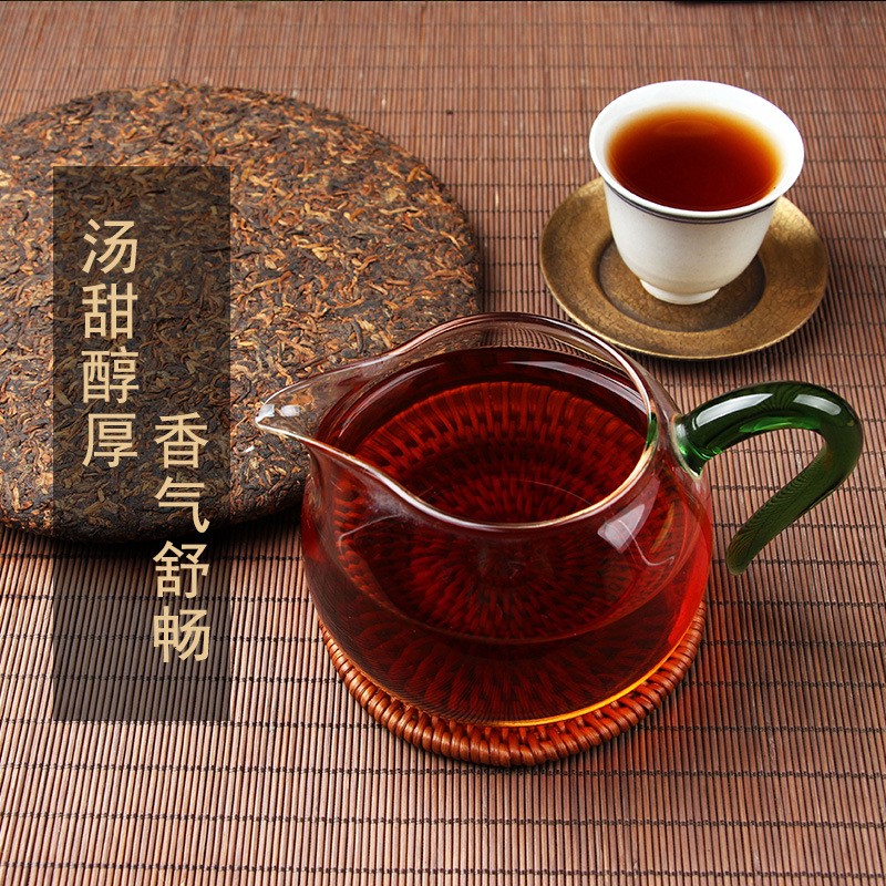 批发云南古树普洱茶熟茶饼茶宫廷 老七子饼 茶叶357g精品包邮图2